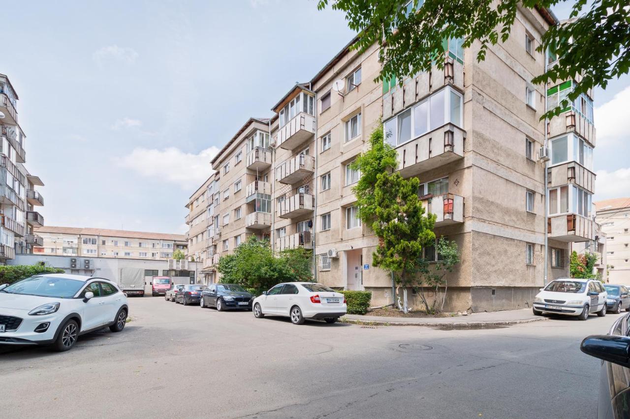 Ferienwohnung Decebal Flat Oradea Exterior foto